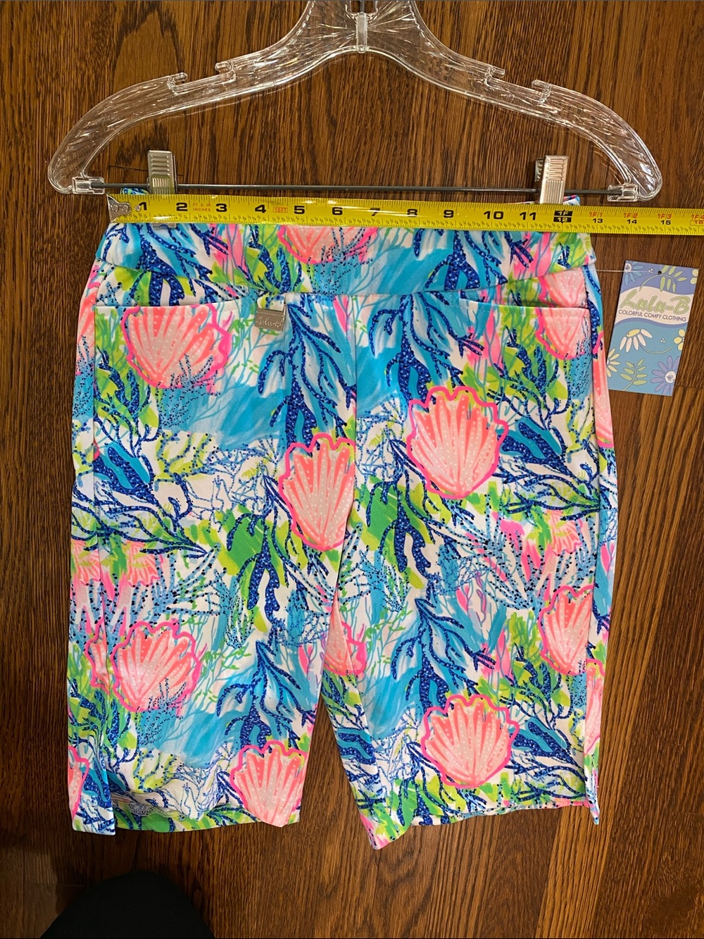 Lulu b Shorts stretch ocean coral seashell grass beach ocean